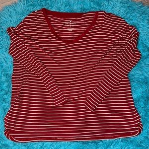 American Eagle Long Sleeve T-shirt